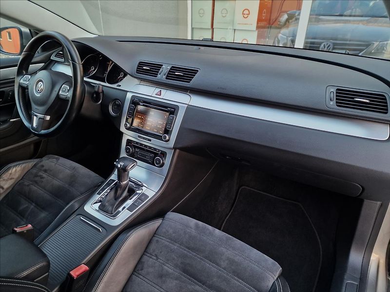 Volkswagen Passat CC 2.0 TDI 125kW DSG, původ ČR - fotka 13 z 43