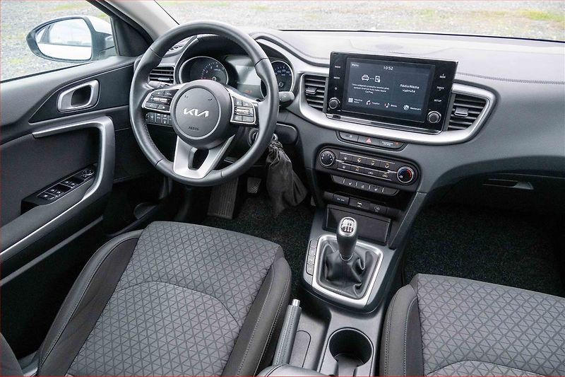 Kia Ceed (2023) Spin 1.0 T-GDI, SPIN, DPH - fotka 7 z 15
