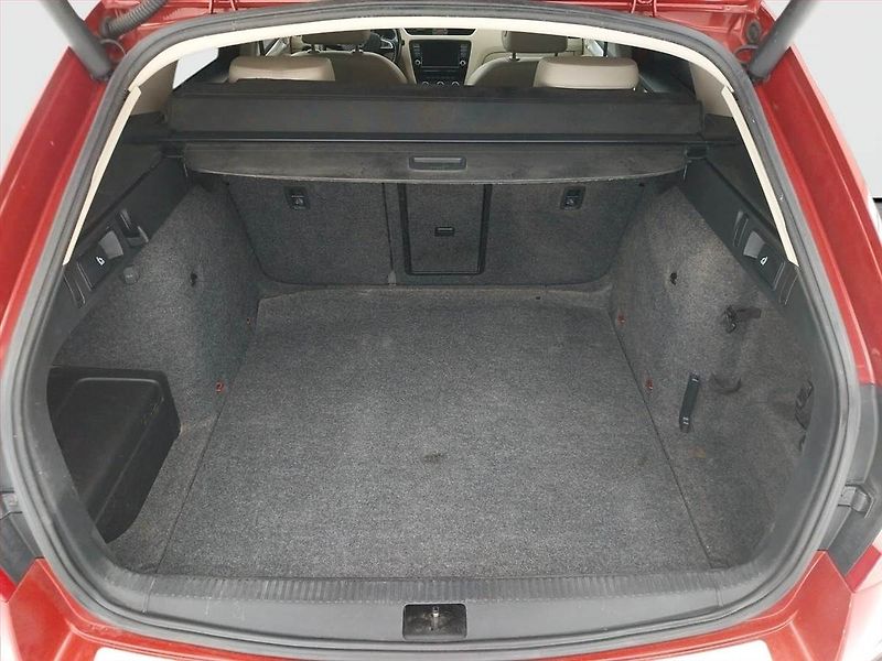 Škoda Octavia (2014) Elegance 2.0 TDI, Serv.kniha - fotka 14 z 24