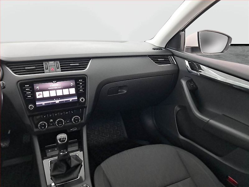 Škoda Octavia (2019) Style 2.0 TDI, Serv.kniha - fotka 8 z 18