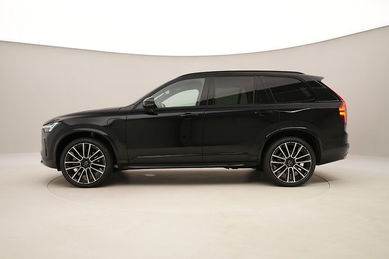 Volvo XC90 T8 RECHARGE BLACK EDITION 7m - fotka 10 z 70