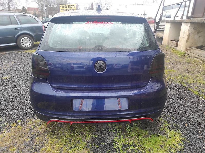 Volkswagen Polo 1.6 TDI  GTD - fotka 4 z 21