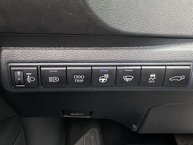 Toyota Corolla 2.0HEV, ČR, GR Sport, záruka - fotka 15 z 19