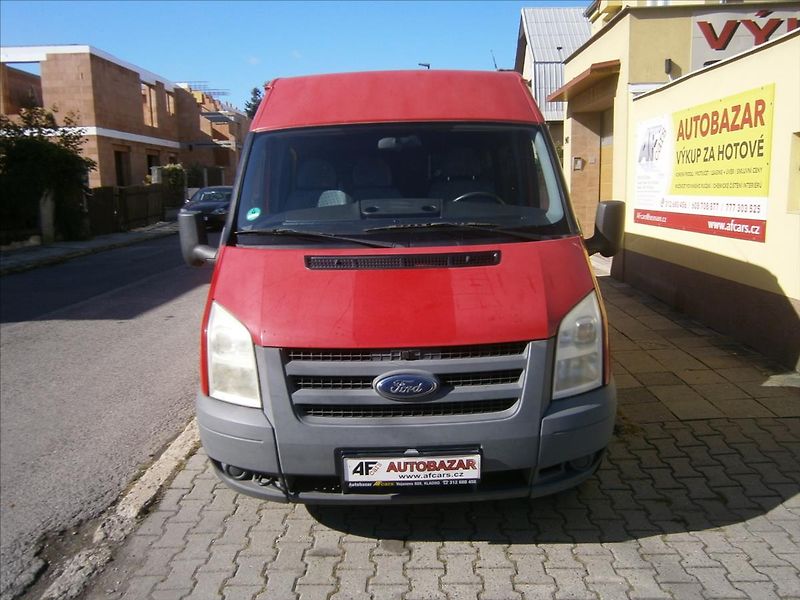 Ford Transit 2,2 TDCI  L3H2  9 MÍST - fotka 2 z 18
