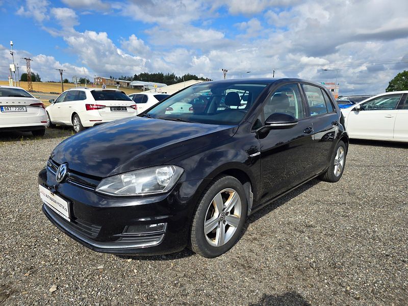 Volkswagen Golf (2015) 1.4 TGi Highline DSG - fotka 3 z 22