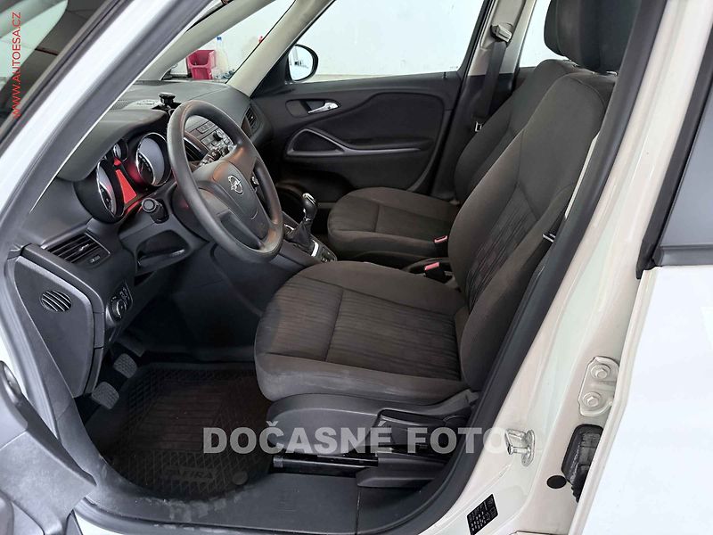 Opel Zafira (2016) 1.6 cdti, ČR - fotka 3 z 3