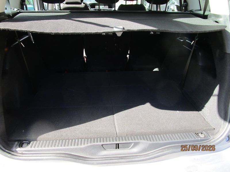 Citroën Grand C4 SpaceTourer (2020) 1,5 HDi 7 míst - fotka 26 z 32