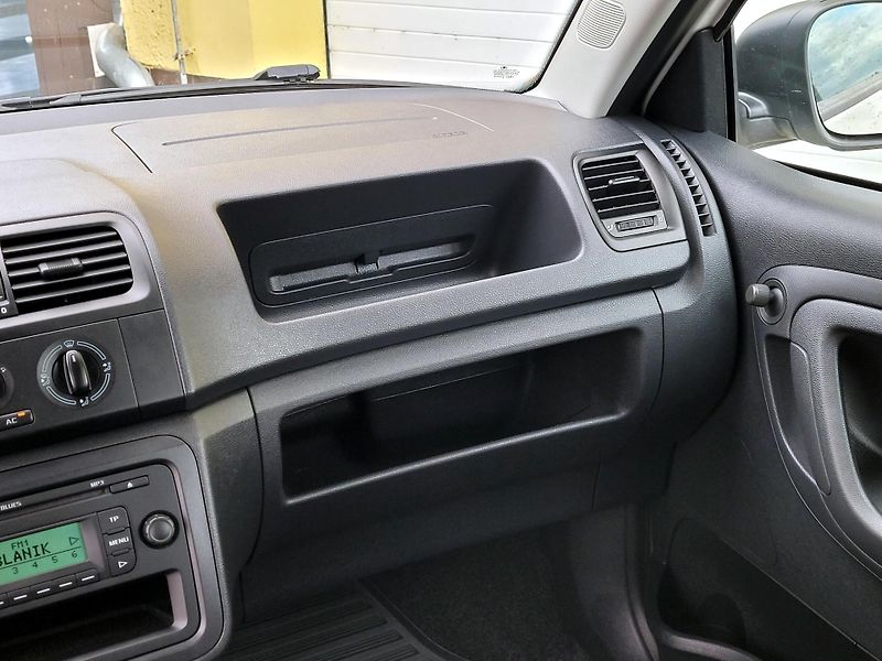 Škoda Fabia 1,2 SERV.KNIHA,KLIMA           - fotka 32 z 41