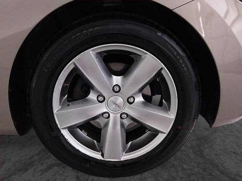 Hyundai Elantra (2011) 1.6, Serv.kniha - fotka 14 z 16