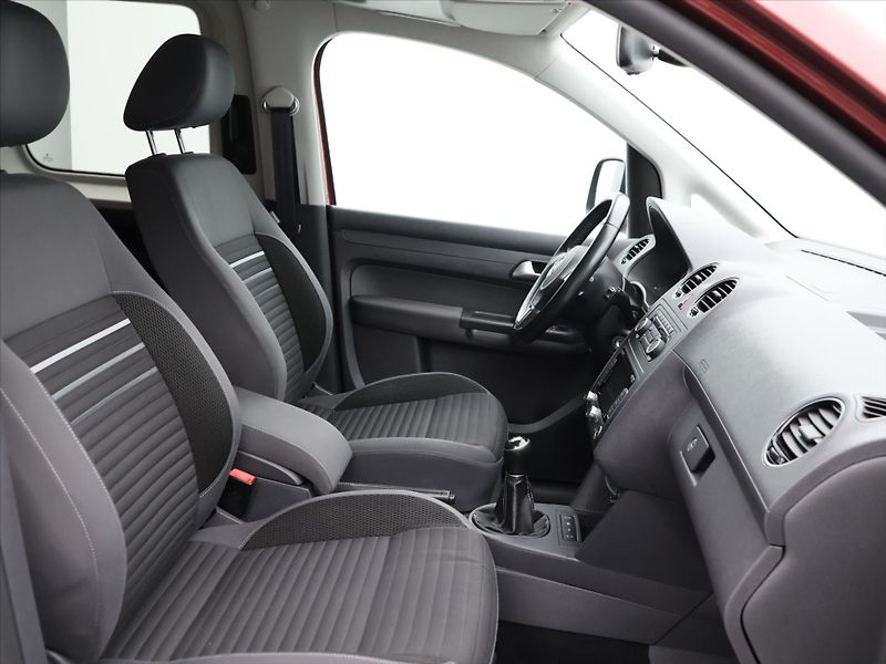 Volkswagen Caddy 1,2 TSI Cup 1.Maj Navi Tažné - fotka 12 z 30