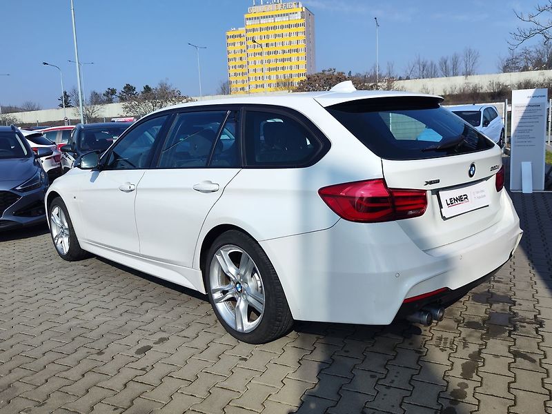 BMW Řada 3 320d/140kW xDrive M-paket ČR - fotka 7 z 32