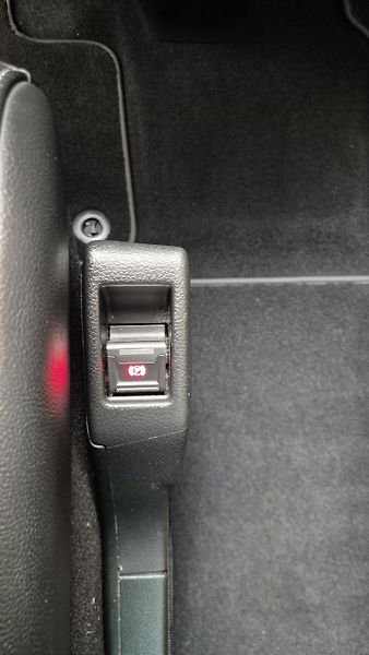 Peugeot Traveller (2021) 2.0 BlueHDi ALLURE L3 - fotka 13 z 25