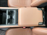 Land Rover Defender (2026) 110 V8 P540 OCTA SATIN* - náhled 37
