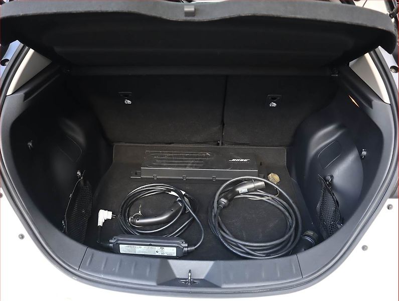 Nissan Leaf (2020) 62 kWh, SoH 87% - fotka 28 z 28