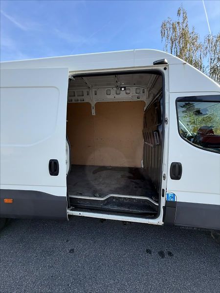 Iveco Daily 3,0 70C18HA8V 18cm3 - fotka 20 z 46