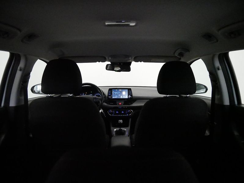 Hyundai i30 - fotka 26 z 28