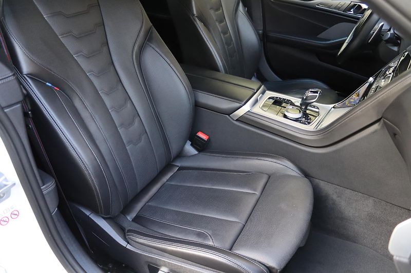 BMW Řada 8 840D XDRIVE GRAN COUPE M-PAKET - fotka 49 z 50