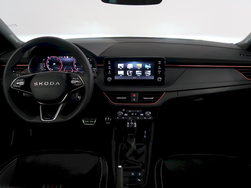 Škoda Scala (2025) MONTE CARLO 1.0TSI 85KW DSG - fotka 10 z 34