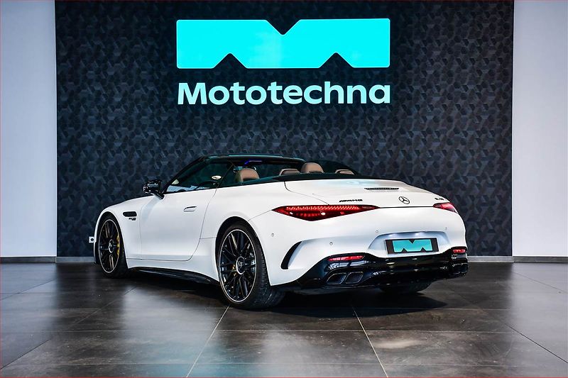 Mercedes-Benz SL (2024) 63 AMG 4MATIC+, DPH, Designo - fotka 4 z 27