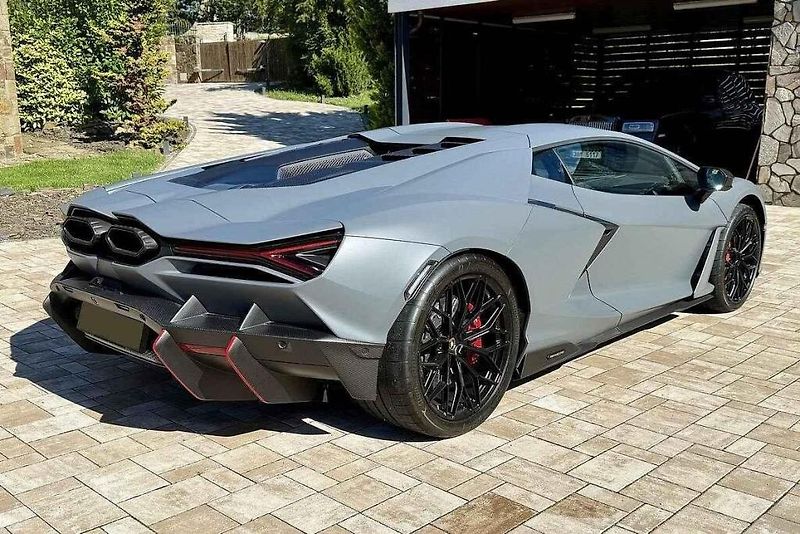 Mercedes-Benz SLS AMG Black Series.