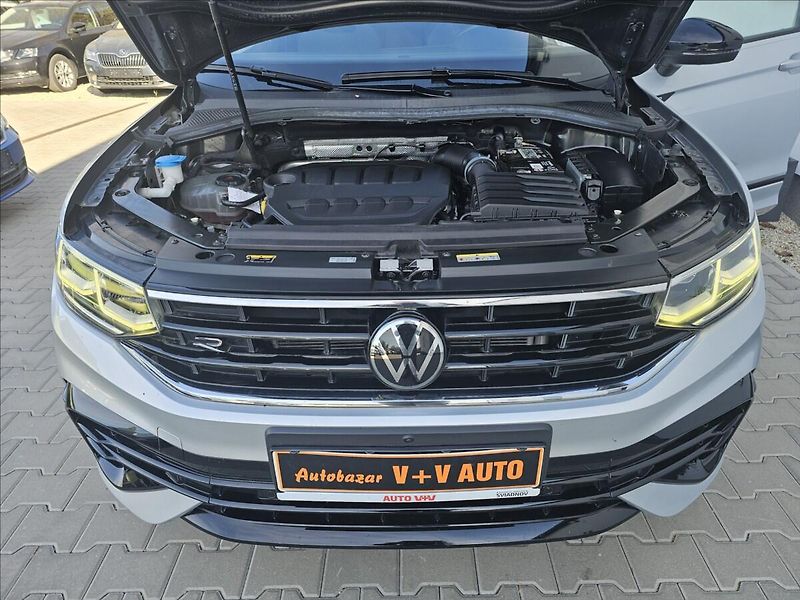Volkswagen Tiguan 2,0 TSi 235KW D7 R DPH NAVI - fotka 42 z 44