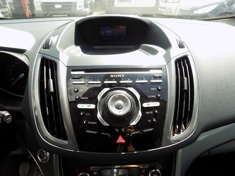 Ford Grand C-MAX 2,2 TDCI 103 KW AUTO/AC, TEMP - fotka 30 z 45