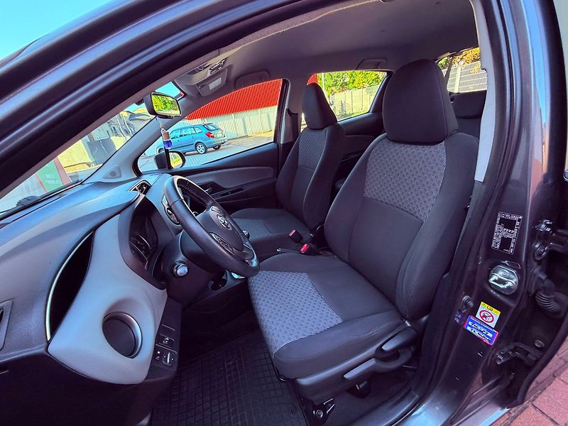 Toyota Yaris 1.33 Dual VVT-i Comfort - fotka 14 z 26