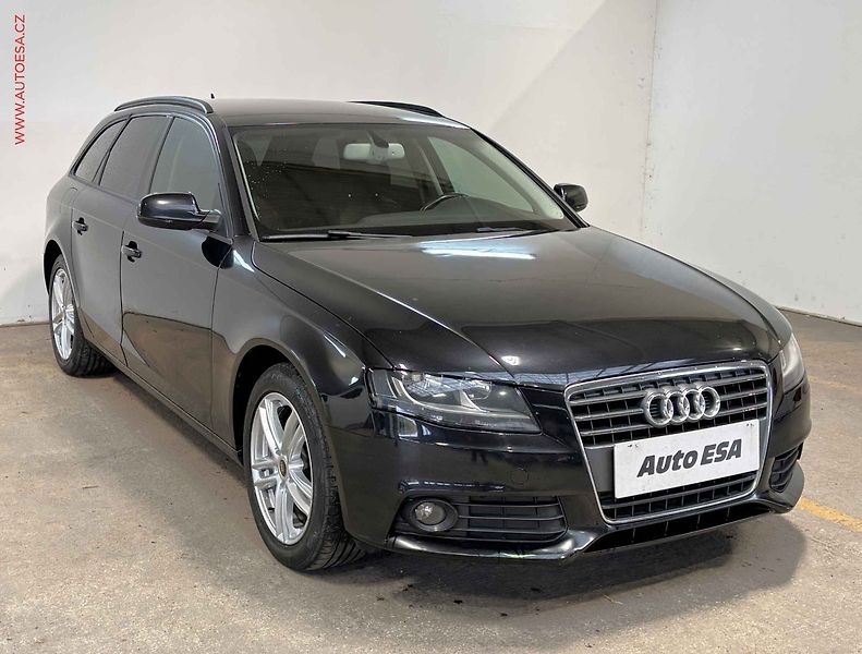 Audi A4 (2011) 2.0 TDi, STK7/28 - fotografie inzerátu
