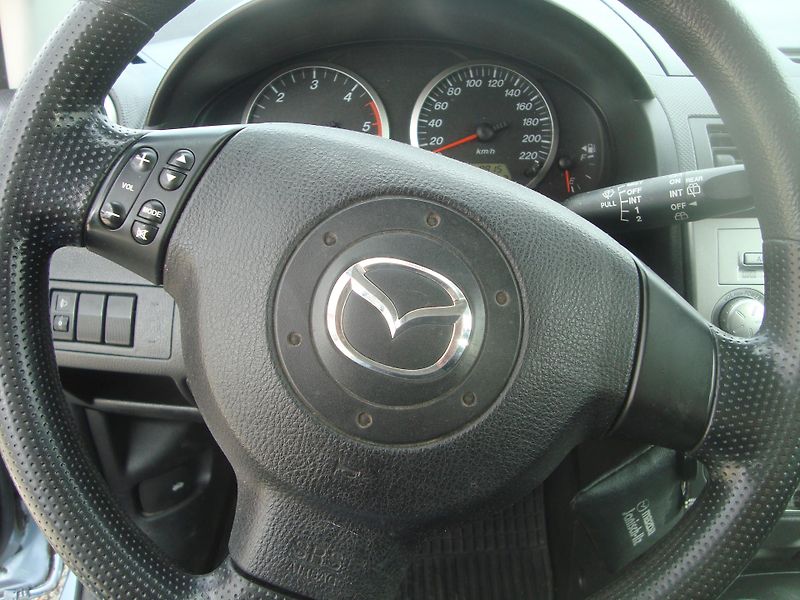 Mazda 2 (2006)  1,4D  - fotka 14 z 18