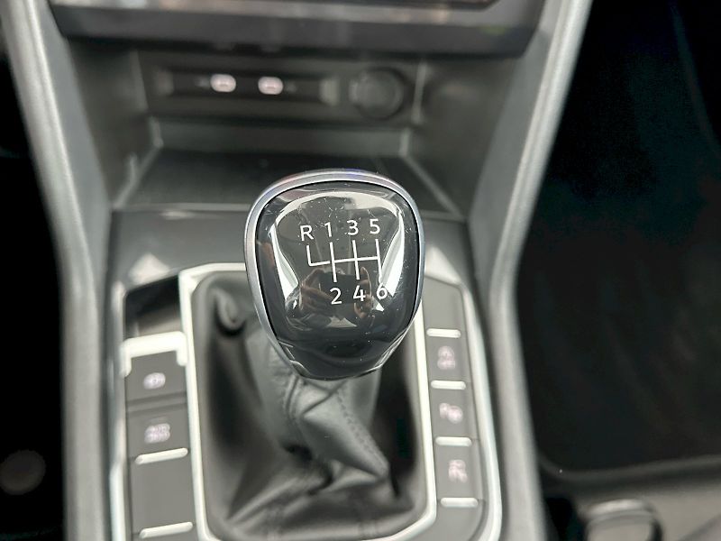 Volkswagen Tiguan Allspace (2022) Life 1.5 TSI 110kW - fotka 21 z 29