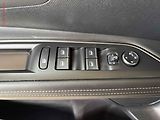 Peugeot 5008 (2021) 1.5 HDI, 1.maj, LED, panor. - náhled 12