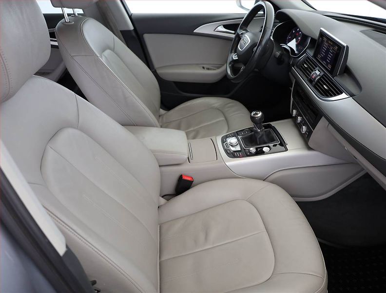 Audi A6 (2016) 2.0 TDI, Kůže, Navi, Bi-Xenony - fotka 7 z 17