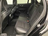 Volvo V60 D3 MOMENTUM AUT REZERVACE - náhled 4