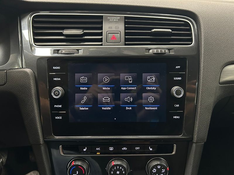 Volkswagen Golf (2019) 1.5 TGI Comfort MAN 2019 | Zár - fotka 53 z 62