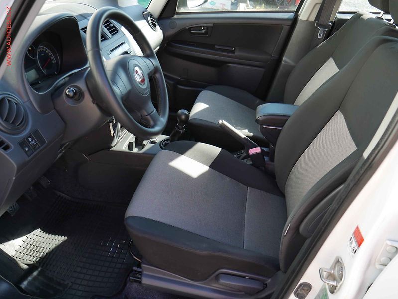 Fiat Sedici (2012) 1.6i 4x4, LPG, AC, TZ - fotka 9 z 15