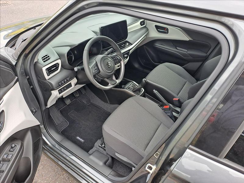 Suzuki Swift (2026) 1,2 ELEGANCE HYBRID - fotka 8 z 22