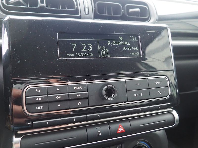 Citroën C3 (2019) 1.2 PureTech, Tažné - fotka 28 z 36