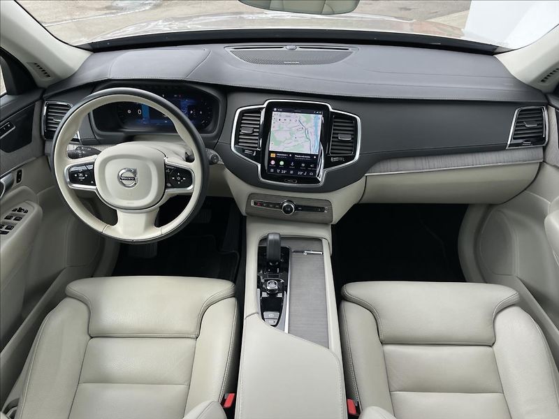 Volvo XC90 2,0 B5 AWD Plus Bright WEBA+TZ - fotka 6 z 25
