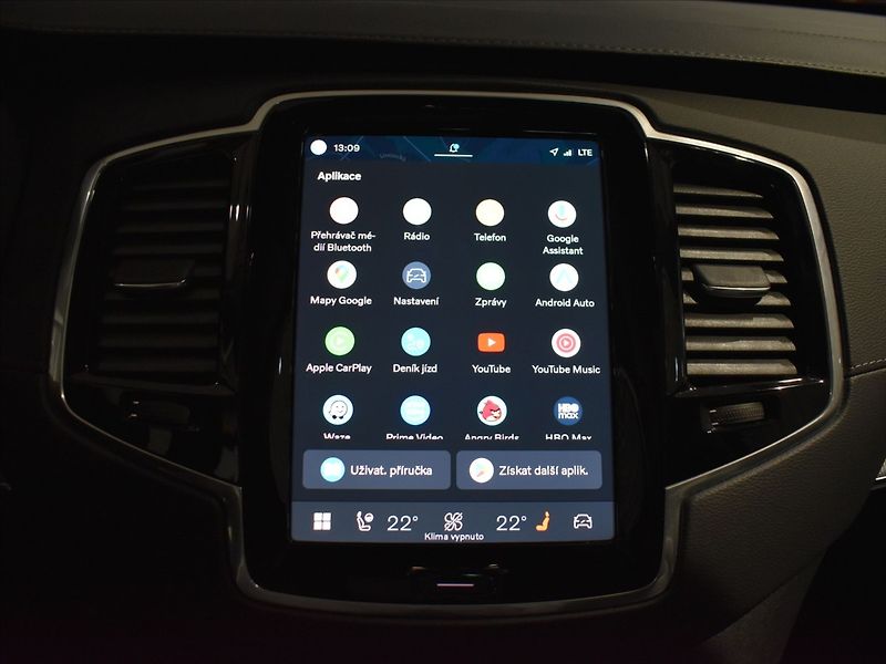 Volvo XC90 2,0 B5 AWD PLUS Bezklíč,Pano - fotka 20 z 23