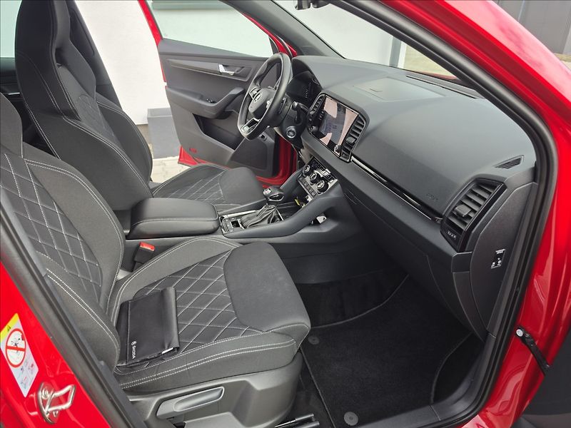 Škoda Karoq 1,5 TSi 110KW DSG Sportline TZ - fotka 36 z 46