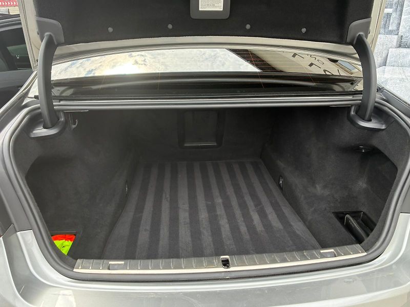 BMW Řada 7 (2020) 740i, 239KW, LONG, SOFT - fotka 19 z 44