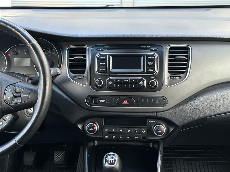 Kia Carens 1,6 GDI 135PS  Comfort Plus - fotka 25 z 50