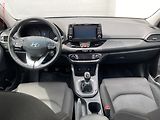Hyundai i30 (2017) 1.6 CRDi, 2.maj,ČR, AC, navi - náhled 8