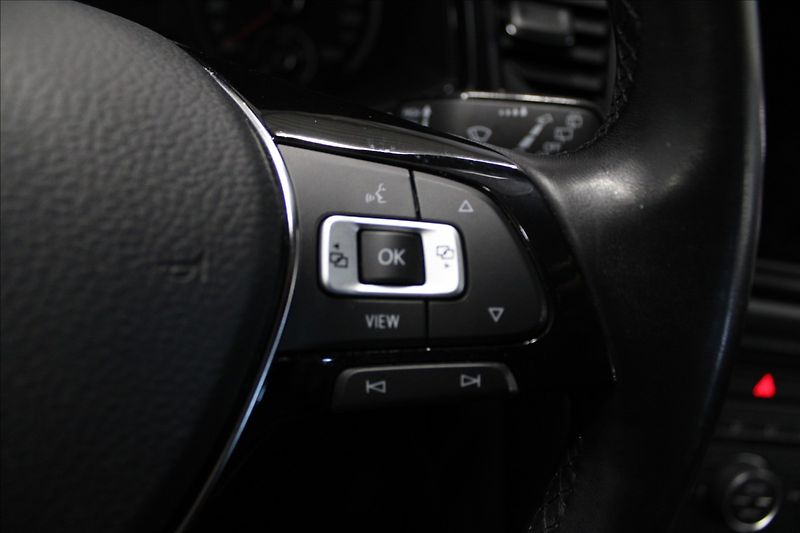 Volkswagen T-Roc 1,6 TDI 1. Majitel CZ TOP - fotka 16 z 35
