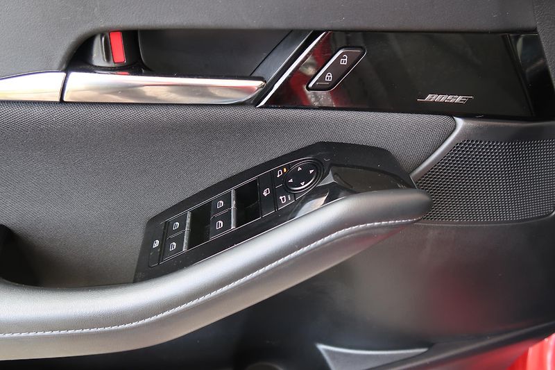 Mazda CX-30 (2021) 2,0 X186 AT AWD GT Plus, Bose - fotka 21 z 33