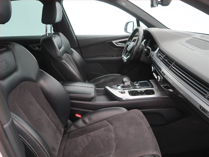 Audi Q7 (2016) S-Line 3.0 TDI, 4X4, Automat - fotka 9 z 19