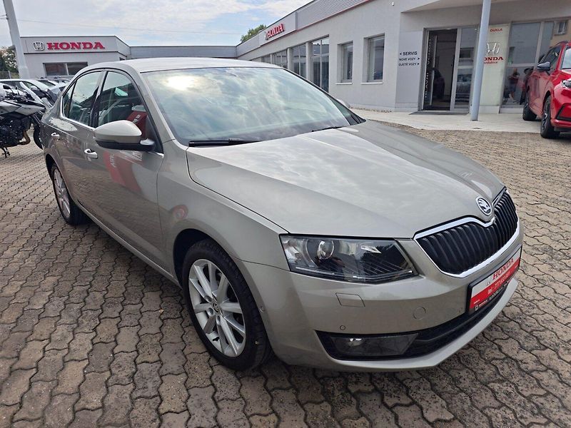 Škoda Octavia (2013) 1.4 TSi Elegance Tempomat - fotka 2 z 42