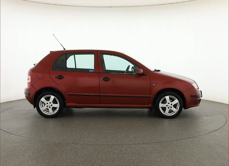 Škoda Fabia (2005) 1.4 16V, po STK, Klima - fotka 6 z 13