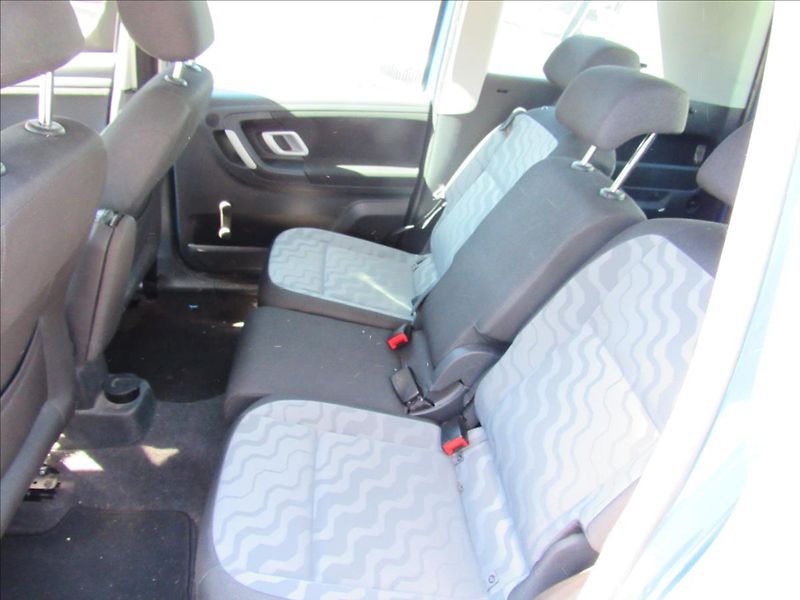 Škoda Roomster 1,4 i 63kW - fotka 10 z 30