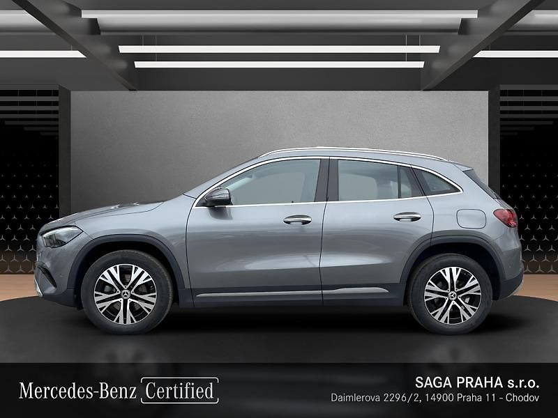 Mercedes-Benz GLA 200d 4MATIC Progressive Advanc - fotka 6 z 21